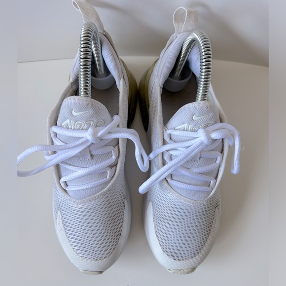 Nike Air Max 270 - White - Sz 3 - Picture 2 of 14